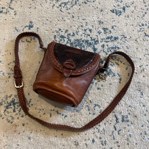 Brighton Brown Leather Woven Strap Ring Buckle Flap Closure Crossbody Bag - Picture 9 of 9